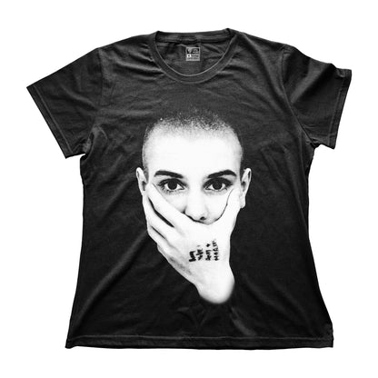 Sinéad O’Connor – Silencio y Protesta